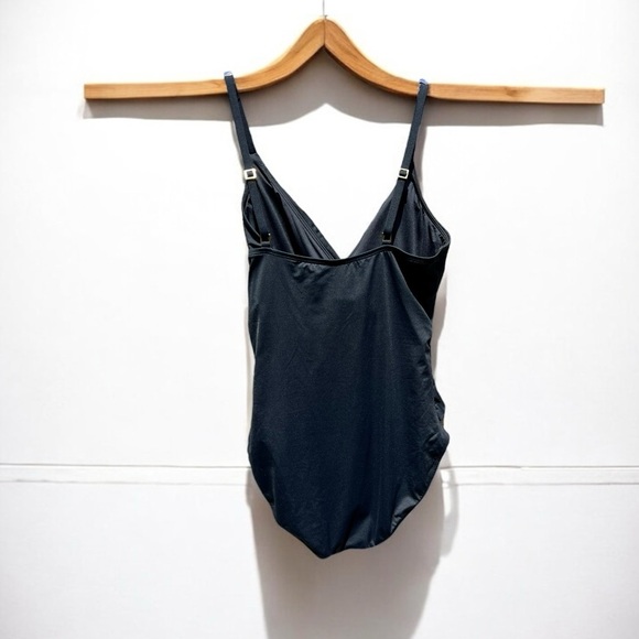 🌻NEW w.tags La Blanca Island Goddess Asymmetrical Twist Surplice Swimsuit 12 - Picture 5 of 11